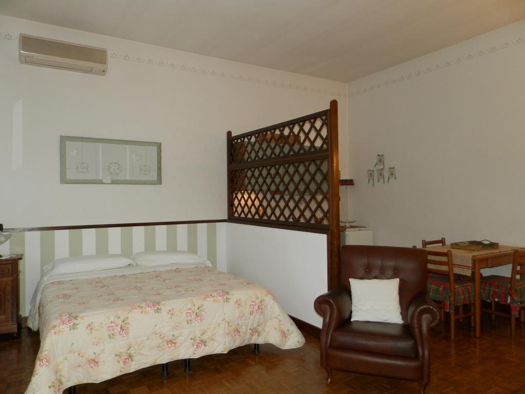Agriturismo Ca Rossa Pegognaga Zimmer foto