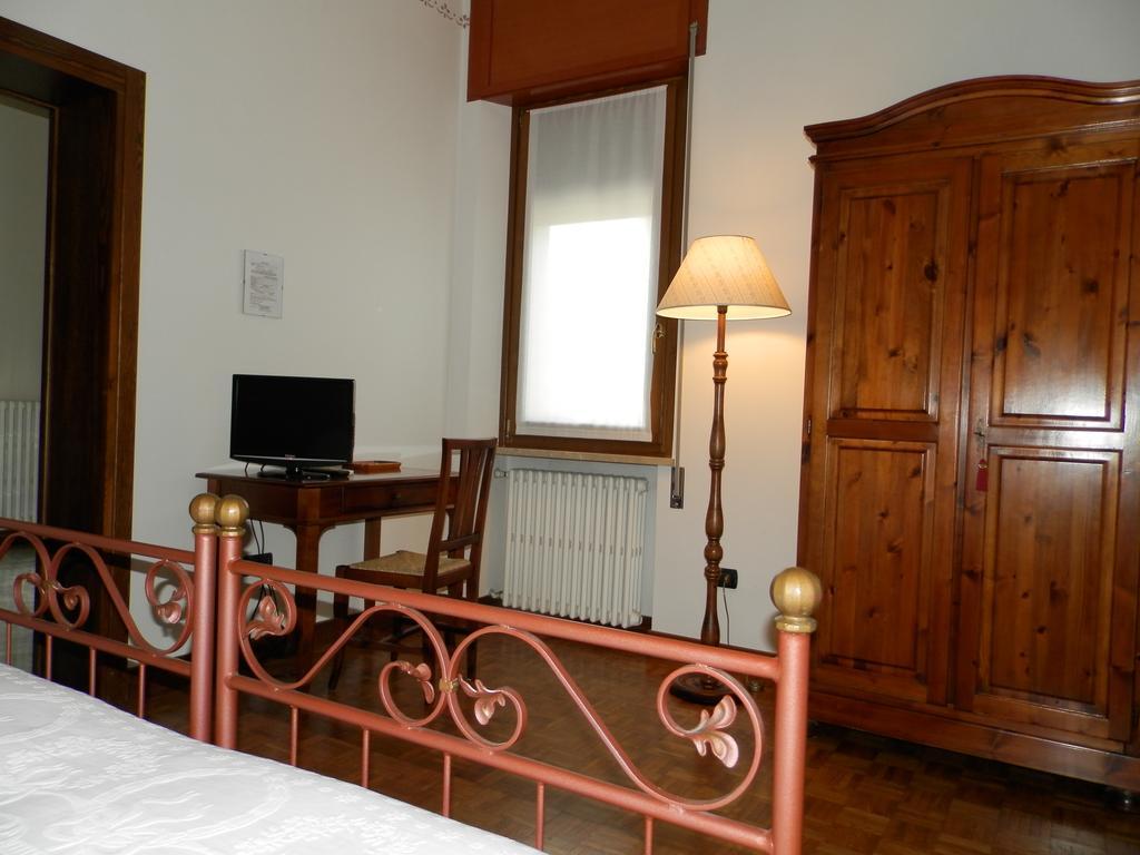 Agriturismo Ca Rossa Pegognaga Zimmer foto